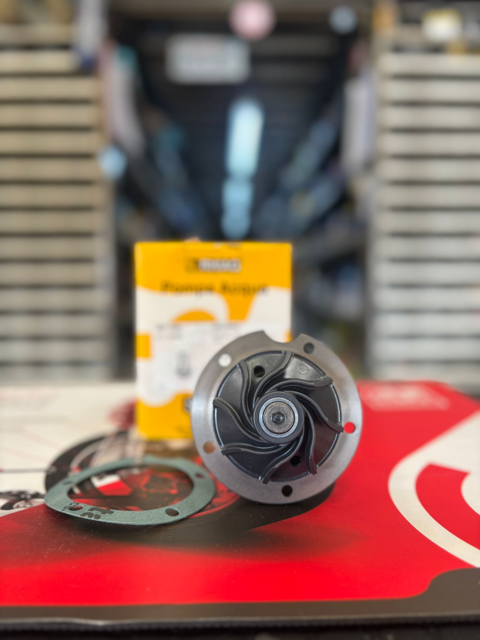 Pompa Acqua SIL, Mercedes - immagine 2